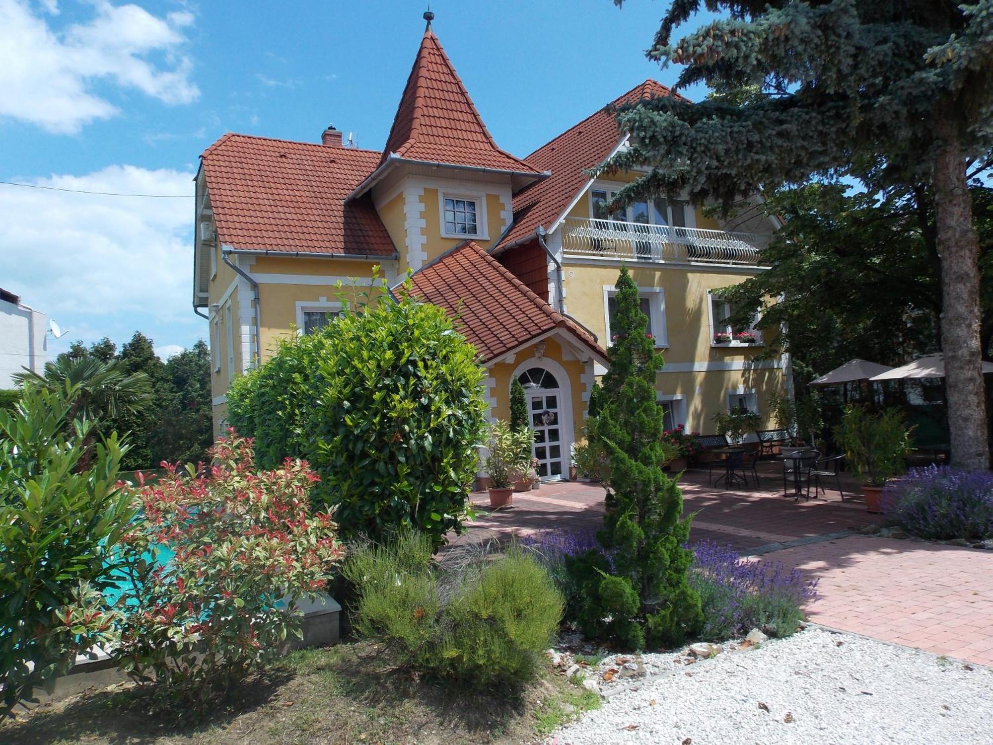 Eden Villa Apartmanhaz Балатонфюред Экстерьер фото